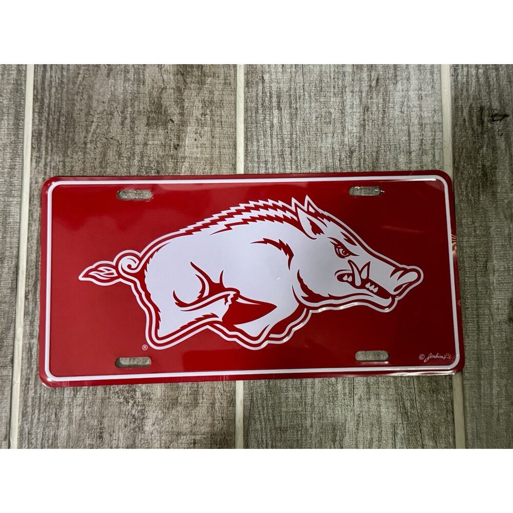 NEW Game Day Outfitters Arkansas Razorbacks NCAA License Plate Red White Sign